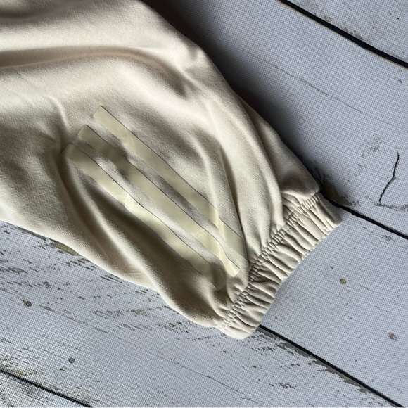 Adidas Hyperglam Fleece Jogger women’s Medium LIKE NEW - Picture 10 of 14